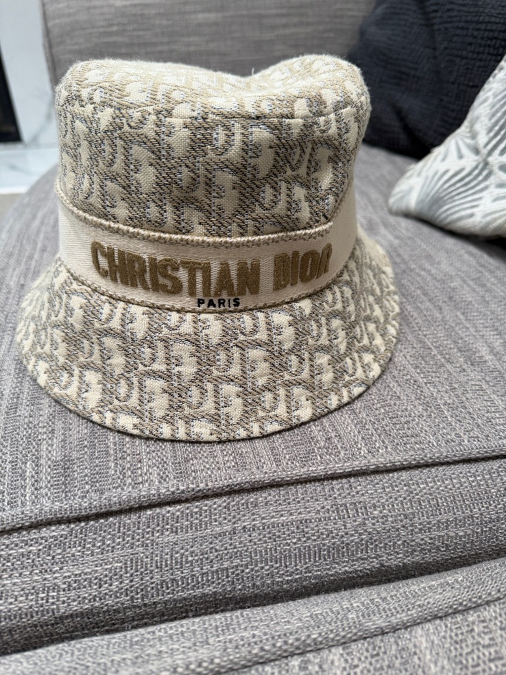 Bucket Hat
